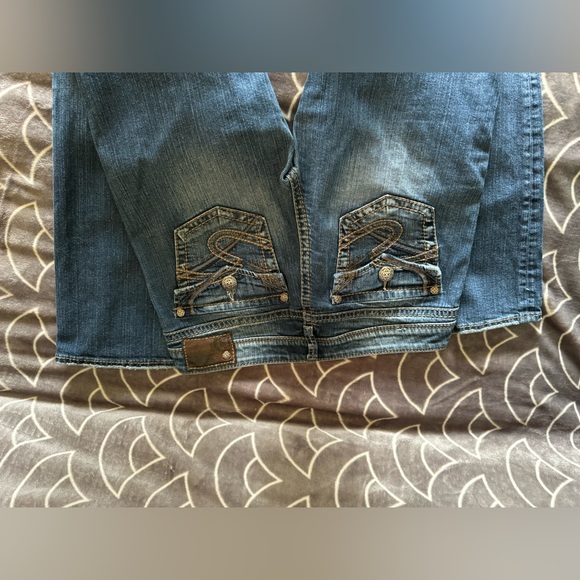 Silver jeans! - Picture 3 of 4